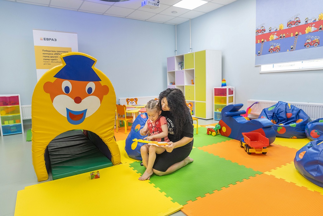 Фото - Уральские предприятия ЕВРАЗа направили на благотворительность в 2025 году более 1,6 млрд рублей